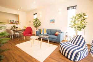 沖縄屈指のリゾートエリア恩納村の1棟貸し切り別荘へめんそーれ