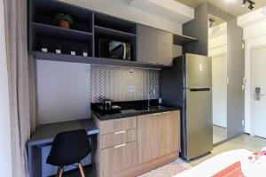 LO205 - Studio moderno no Jardins (Al. Lorena)