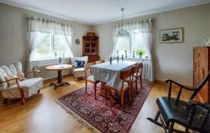 3 Bedroom Nice Home In Knäred