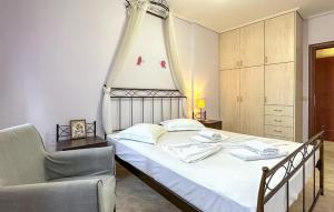 3 Bedroom Gorgeous Home In Koroni