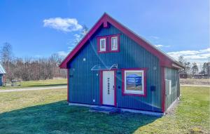 3 Bedroom Lovely Home In Löttorp