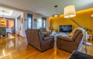 3 Bedroom Lovely Home In Pula 
