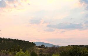 Maisons de vacances Awesome Apartment In Visan : photos des chambres
