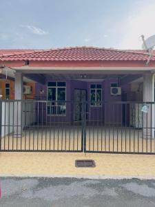 NOOR Homestay Taman Ira