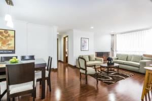 Travelers Fontana Plaza