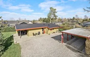 Beautiful Home In Fårvang With Sauna - Langå