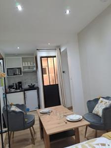 Appartements Sweet / Circuit 24h / Moto GP / Antares / Oasis - centre des expositions / Boulerie Jump : photos des chambres