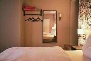 Deluxe Double Room room in Hotel Roter Hahn
