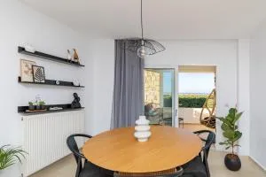 Ros Solis Luxure House - Ptinotrofíon