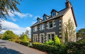 Room 1, Loch Etive House, Connel near Oban - Connel