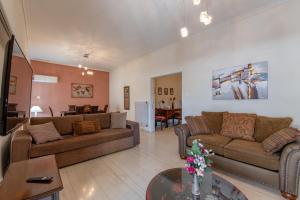 Marina Zeas Classyhub