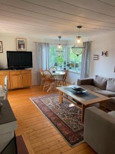 Nice child-friendly house 200m from beautiful beach,near Kullaberg