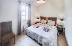 Maisons de vacances Amazing Home In Saint-laurent-de-la-cabrerisse With Kitchen : photos des chambres