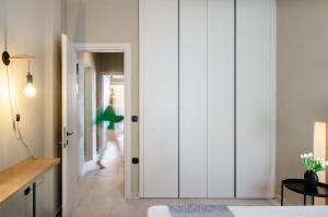 Sea front Elegant Apartment