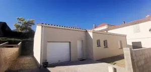 Nouvelle villa Provençale calme, proche du centre - 蒙布舍叙尔雅布龙