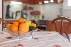 Chrisanthis House- BY APOKORONAS VILLAS