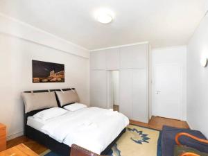 Kolonaki Spacious Residence