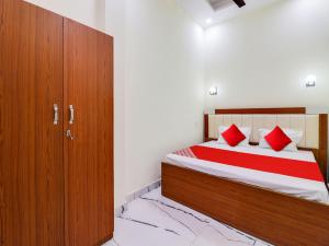 OYO Heaven Inn Guest House & Restro