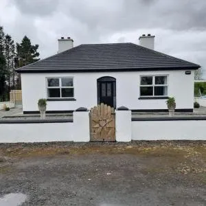 Cheerful three bedroom country cottage - Boyhollagh