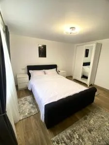 White River 60 - 坎普朗莫道尼斯