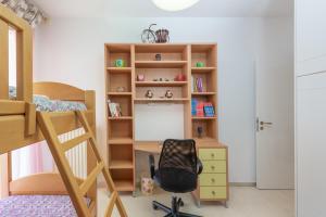 Xrisi Akti Apartment