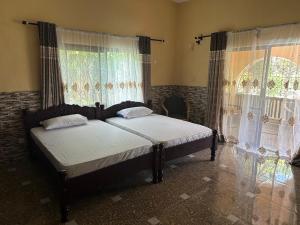 Heidi’s Beach Stay