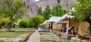Royal Deluxe Camp & Resort, Hunder- Nubra