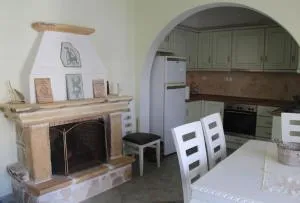 Νάξιον Εστί 2 - Διαμονή στον Κυνίδαρο της Νάξου - Kinitharos