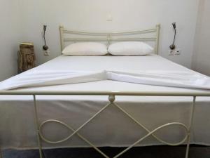 Νάξιον Εστί 2 - Διαμονή στον Κυνίδαρο της Νάξου