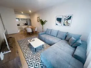 Astra City Apartment - Razëm