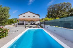 House Katarina with private swiming pool