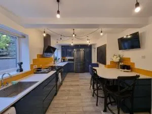 Marina View - Castletown