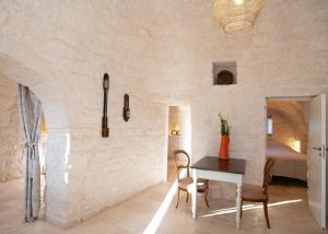 Trulli Clematis with Pool