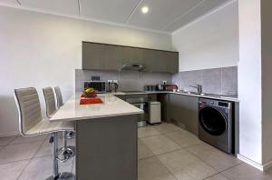 StayEasy Lux Apartment