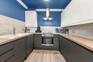Zone 1, Near London Eye, Attractions, 2 Beds