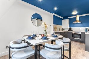 Zone 1, Near London Eye, Attractions, 2 Beds