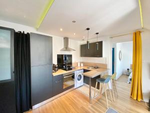 Appartements LE CACTUS - Beau T2 - 10 min du centre a pied et parking facile : photos des chambres