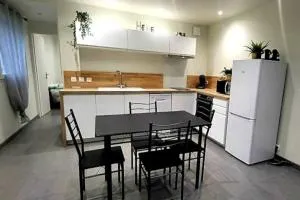 A proximité de toutes commodités - Millières