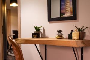 STAMOS Apartment airport