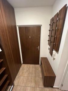 Green terrace aircondition downtown metro C Budějovická