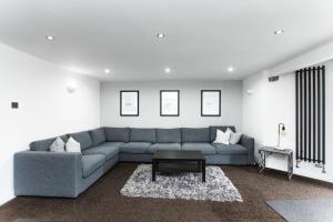 Luxury Private Apartments - Close to Town Centre