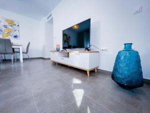 Sunny Paradise by Los Pinos Holidays