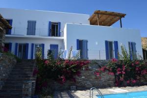 Gorgeous seaside residence