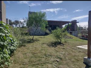 Cabaña de piedra Los Crespines