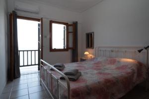 Niovi’s Seaside House