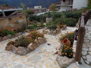 Theasis Guesthouse Orini-Korinthia Greece