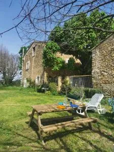 Gîte à la campagne - Puyméras