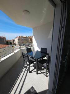 Apartment East 