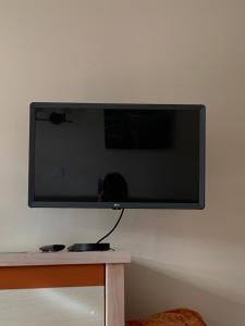 Cap Esterel 2 pièces Climatisé 4-5pers Piscines Parking Draps Wifi