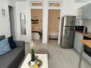 Central Suites Aegina 3